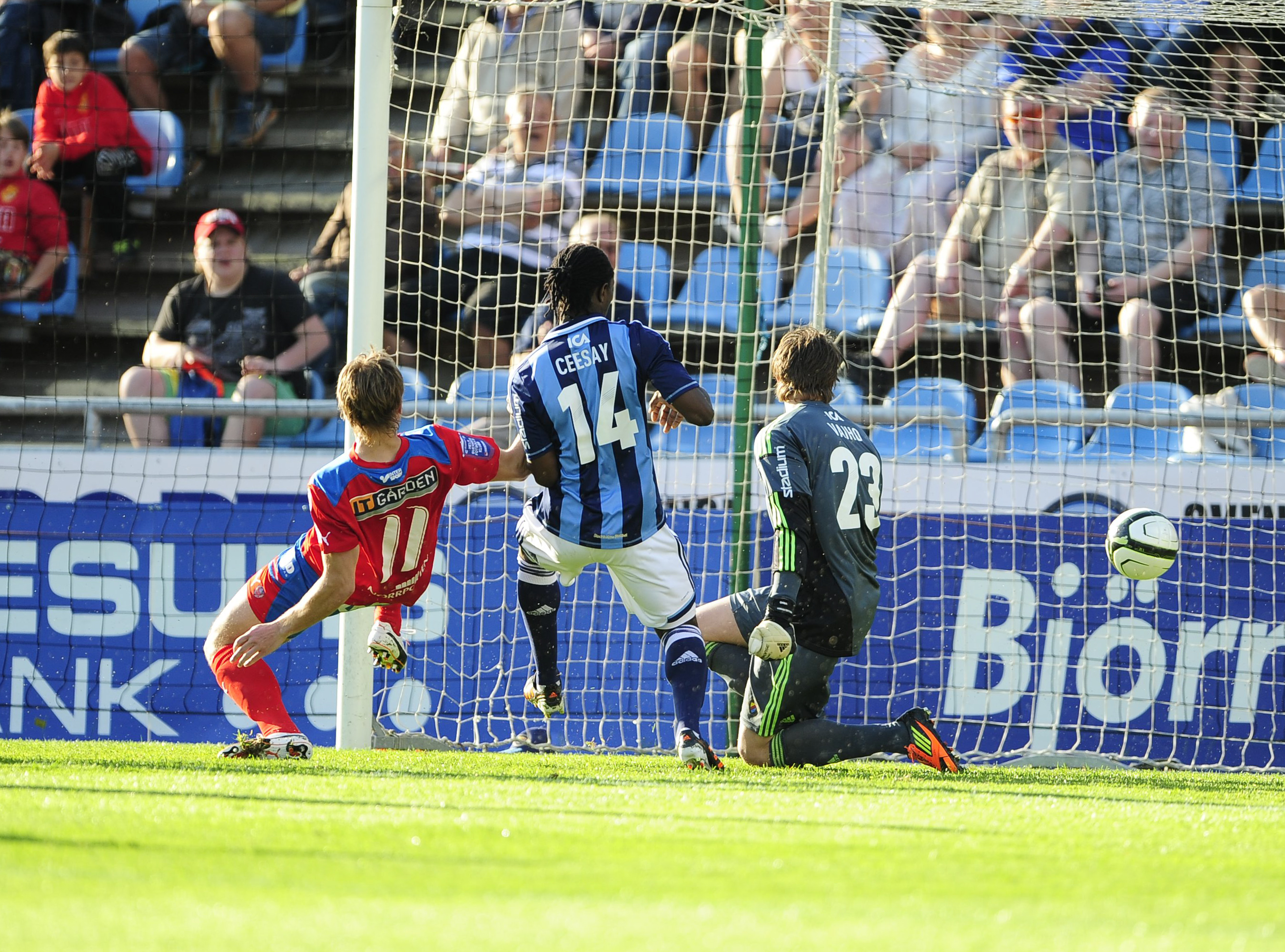 Trots målvaktstabben av Tommi Vaiho i den andra minuten spelade Djurgården sin femte raka 1–1-match.