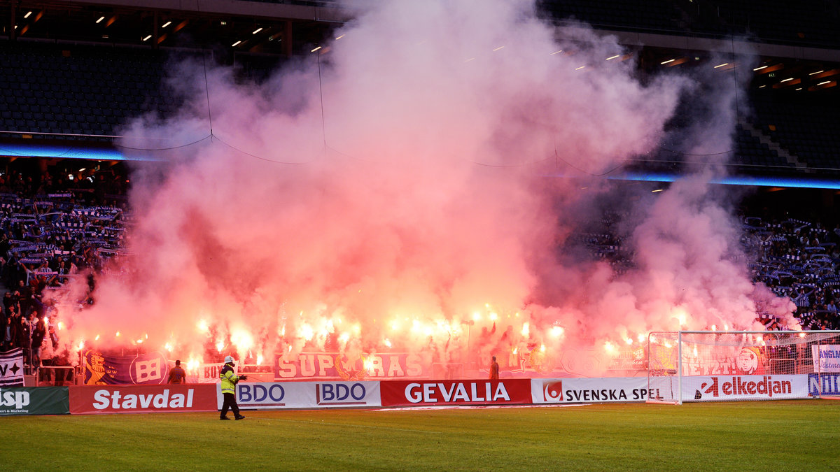 IFK Göteborg får en hedervärd femteplats för sitt pyro mot Djurgården i finalen av Svenska Cupen. 