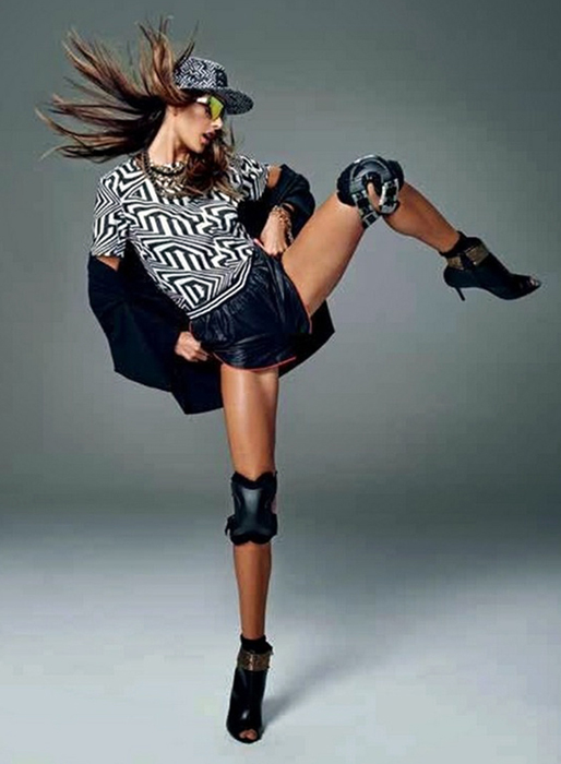 Supermodellen Alessandra Ambrosio gör reklam för Dafiti. Supermodellen Alessandra Ambrosio gör reklam för Dafiti.