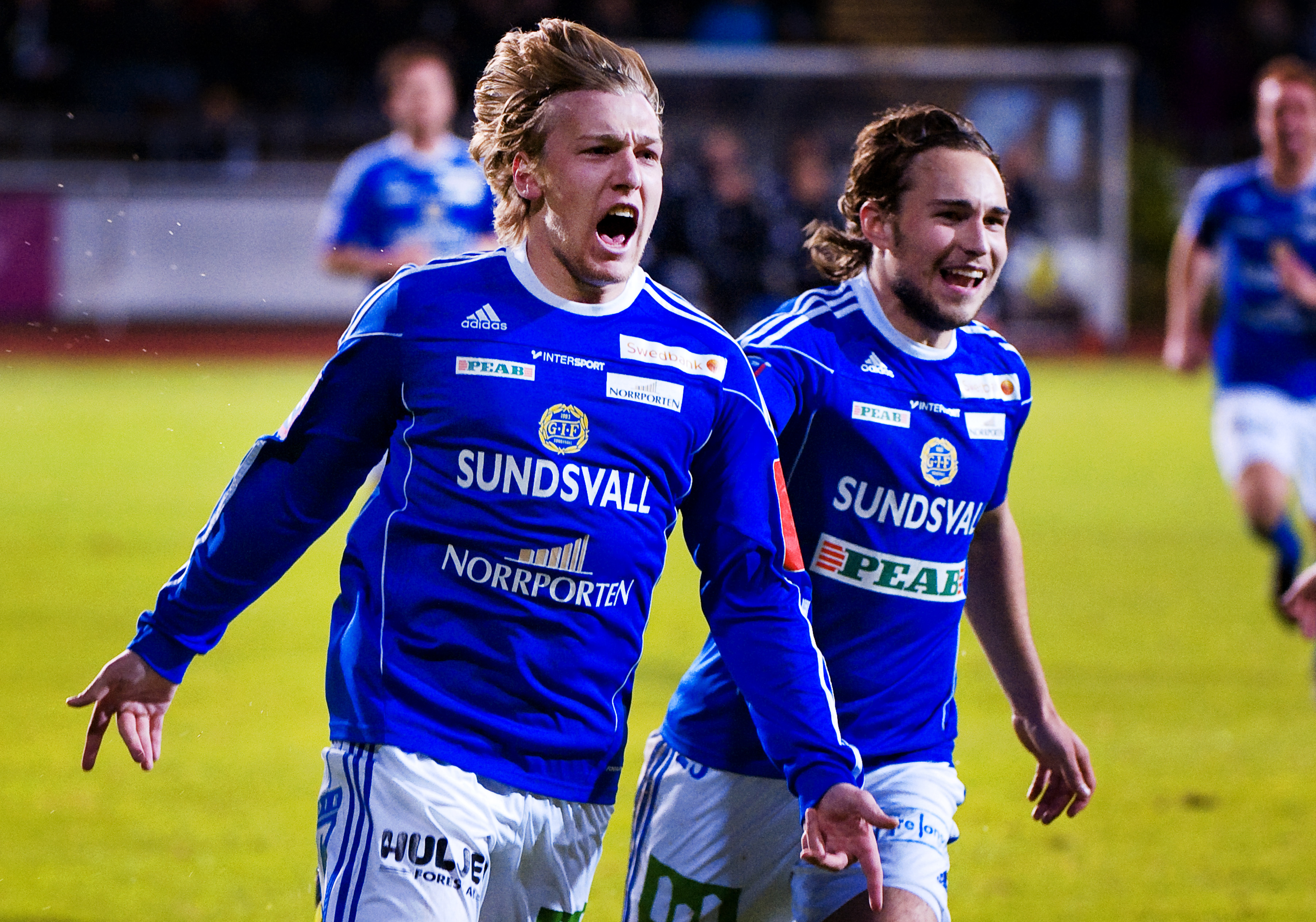 Även Emil Forsberg (till vänster) och Kevin Walker måste prestera om Sundsvall ska nå sin målsättning.
