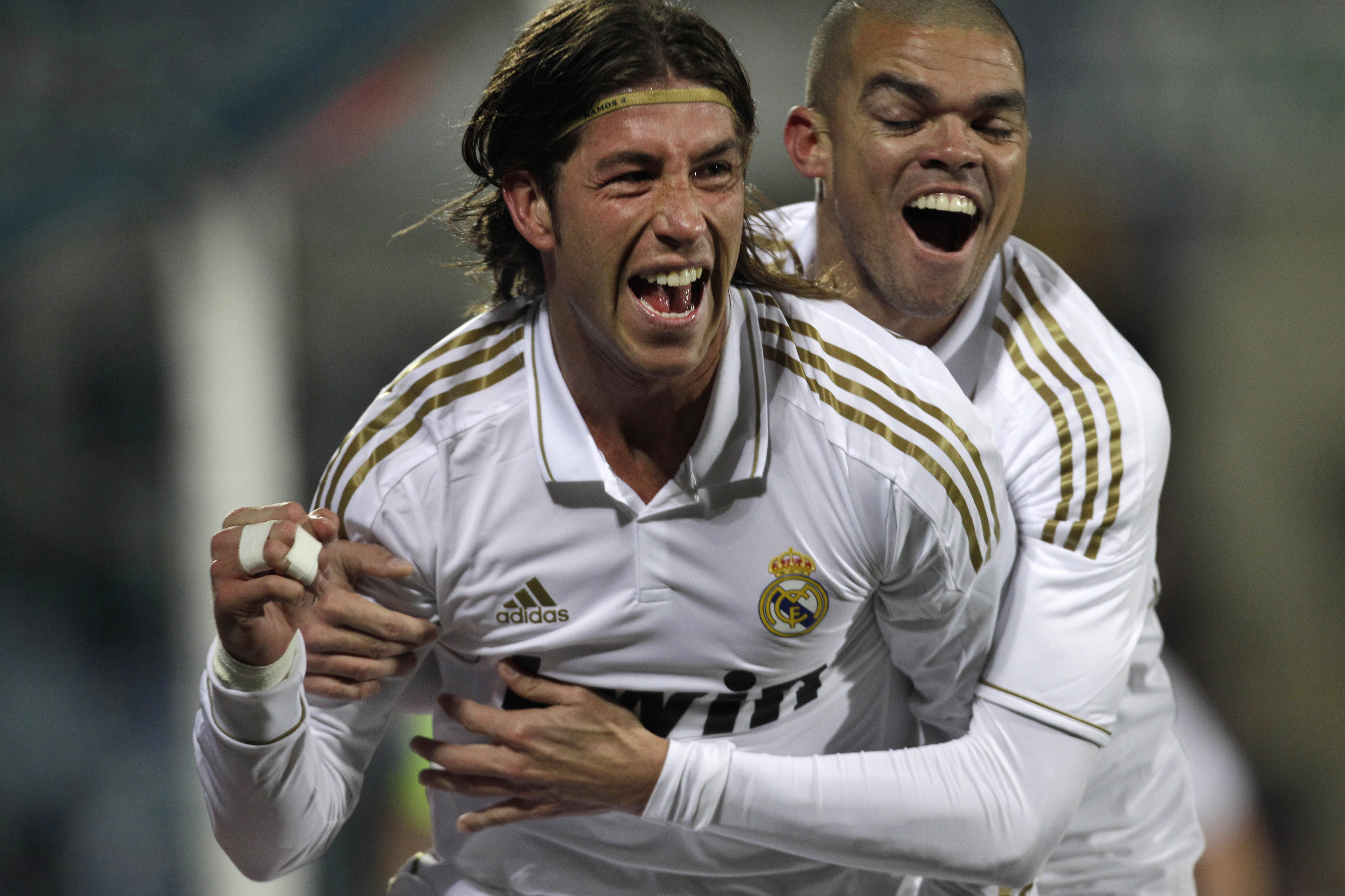 Sergio Ramos blev hjälte med matchens enda mål men även Pepe (t.h) stod i fokus.