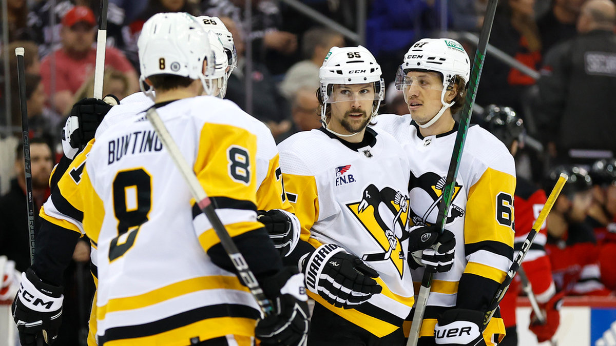 Pittsburgh Penguins har fått häng på en slutspelsplats i NHL.