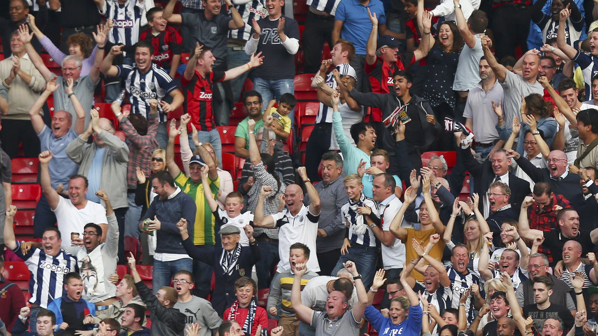 Fansen firade första segern på Old Trafford sedan 1978.