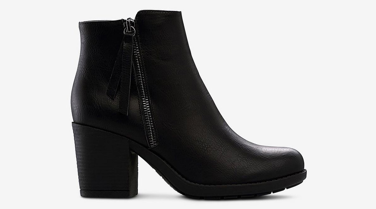 Ankelboots med klossklack Ankelboots med klossklack