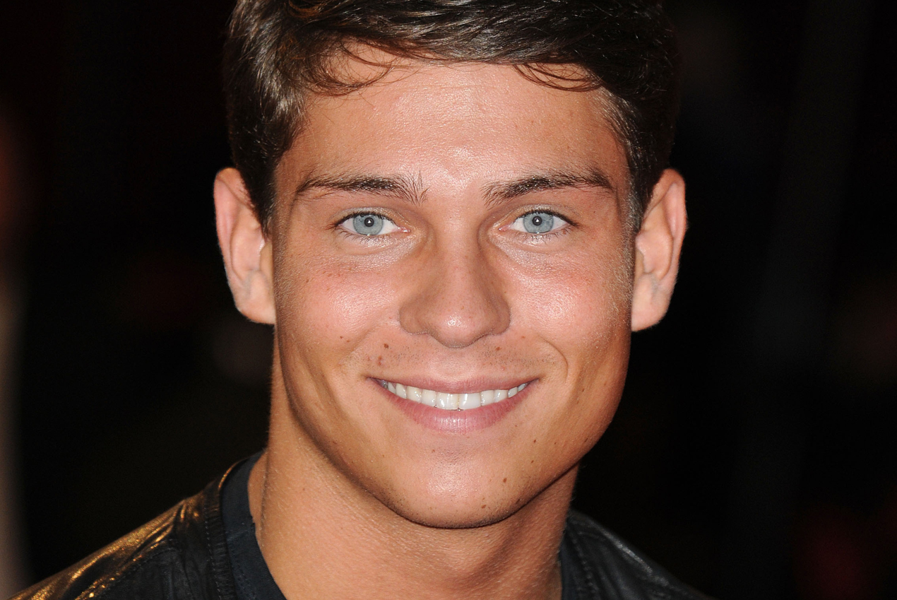 3. Joey Essex har tagit reality till nästa nivå. Nu vill alla ha den här sötnosen. 3. Joey Essex har tagit reality till nästa nivå. Nu vill alla ha den här sötnosen.