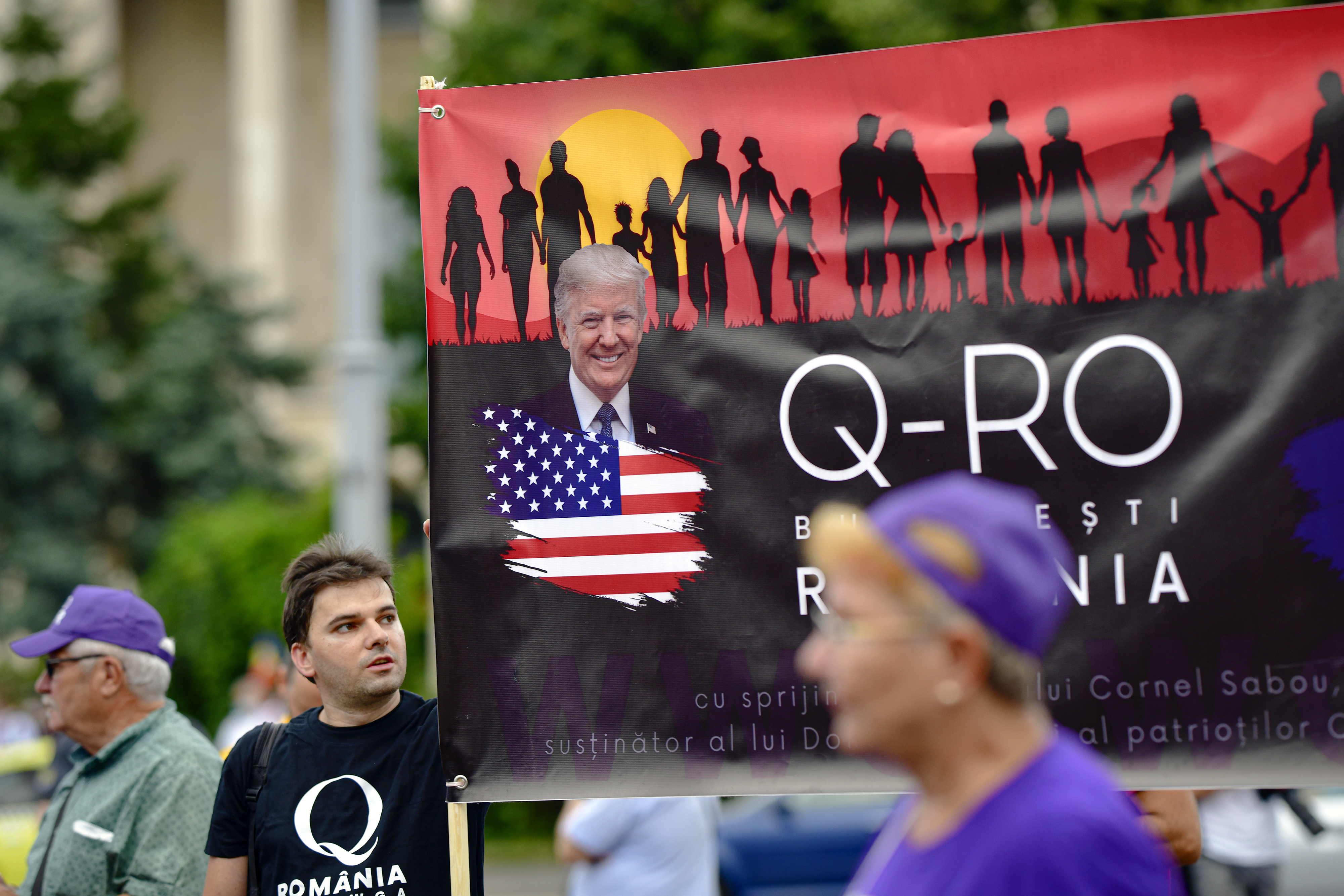 QAnon QAnon