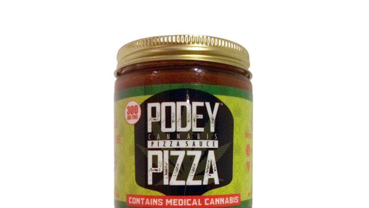Det finns även en tomatsås gjord på cannabis att ha som grund på sin pizza. 