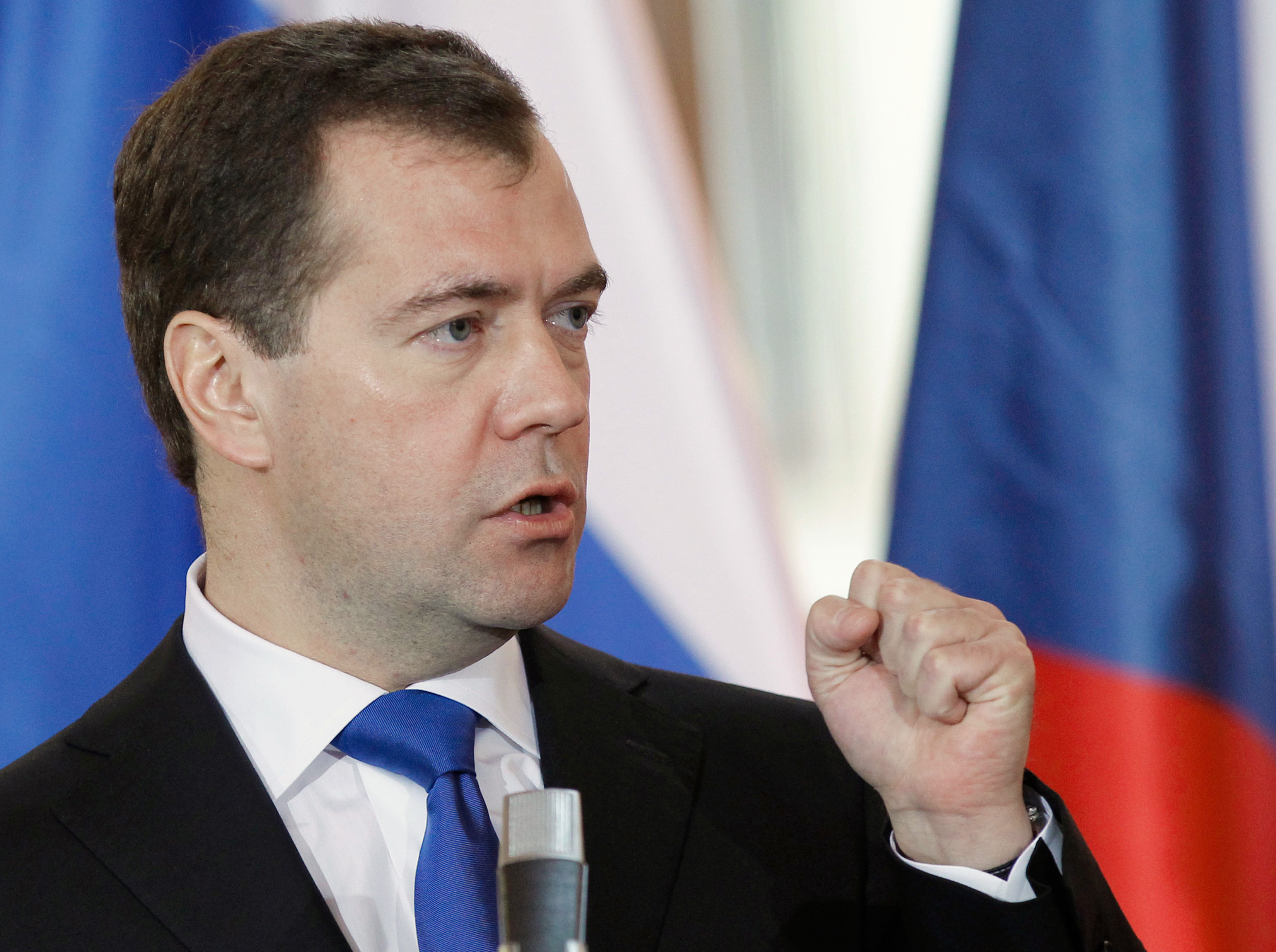 President Dmitrij Medvedev har kallats för Putins marionett.