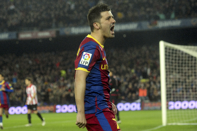 Skyttekungen David Villa tog Zlatans plats längst fram i anfallet. Hans spelstil har passat bättre för Barcelona där han gjort en fin säsong. Skyttekungen David Villa tog Zlatans plats längst fram i anfallet. Hans spelstil har passat bättre för Barcelona där han gjort en fin säsong.