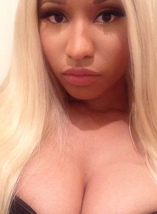 Nicki Minaj bjuder på en snygg selfie. Nicki Minaj bjuder på en snygg selfie.