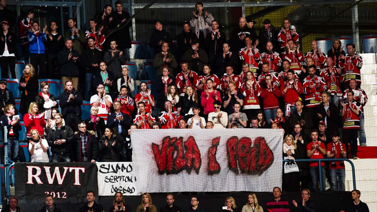 Även Örebros supportrar hade en banderoll.