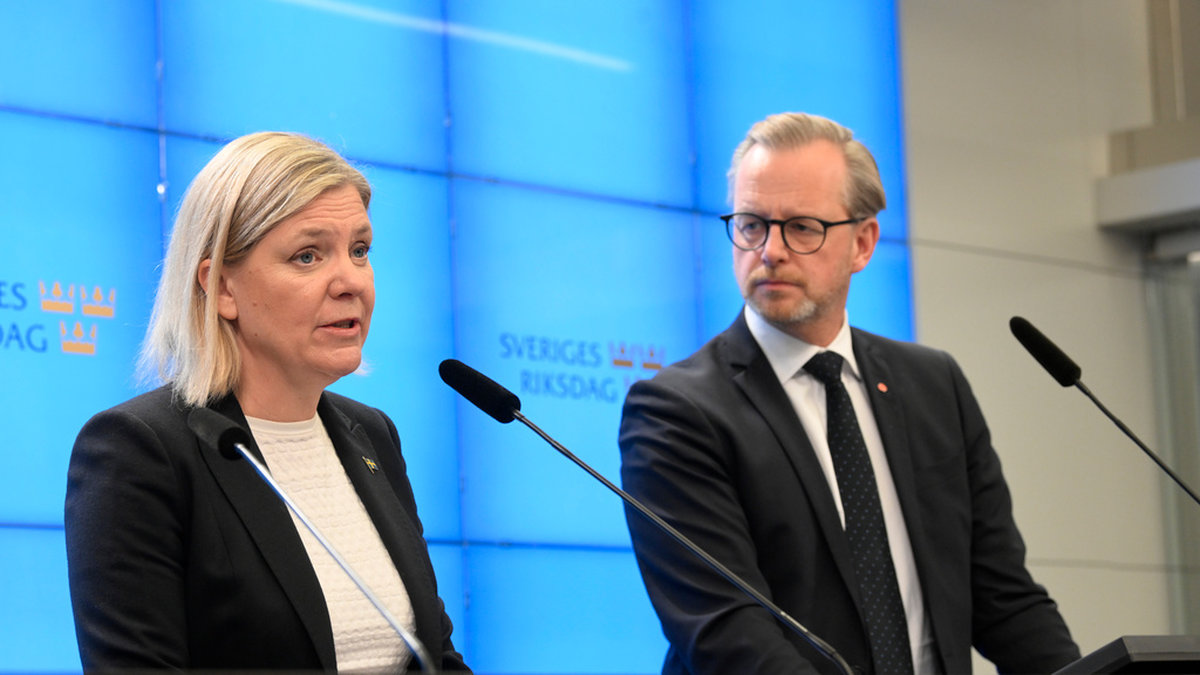 Socialdemokraternas partiledare Magdalena Andersson och den ekonomiskpolitiska talespersonen Mikael Damberg.
