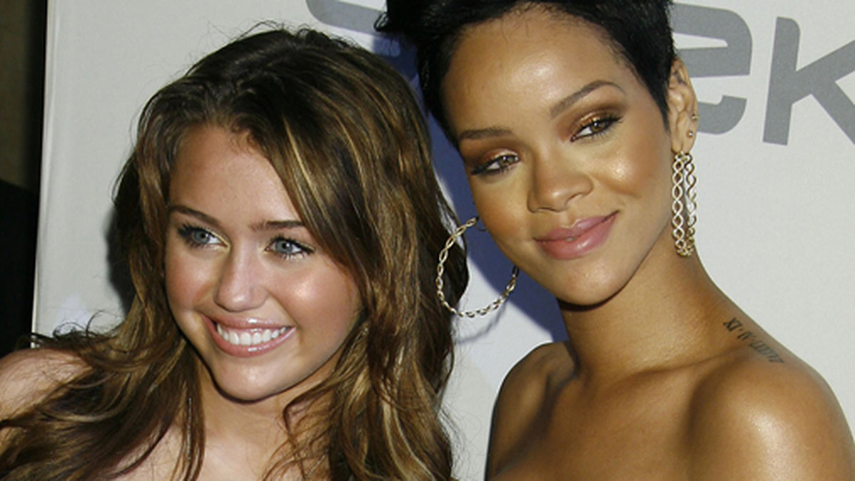 Miley och Rihanna vill hångla med varandra. 