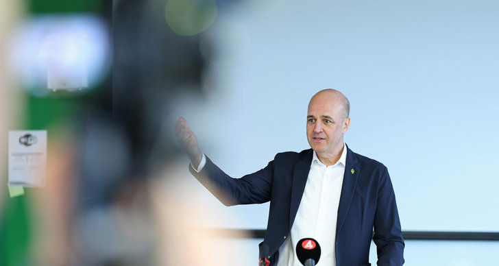 Fredrik Reinfeldt, Fotboll, TT, fifa, Sverige