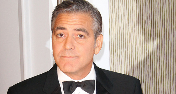 George Clooney, Operation, Testikel