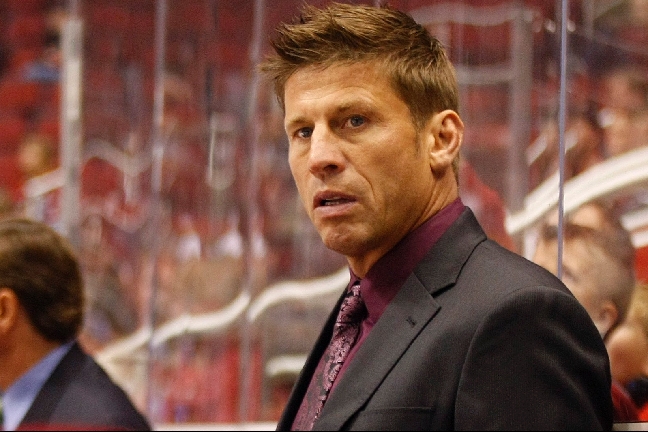 Ulf Samuelsson tar över som huvudtränare i Modo Hockey.