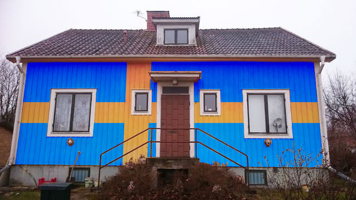 Ett svenskare hus får man leta efter! Bilden är ett montage. 