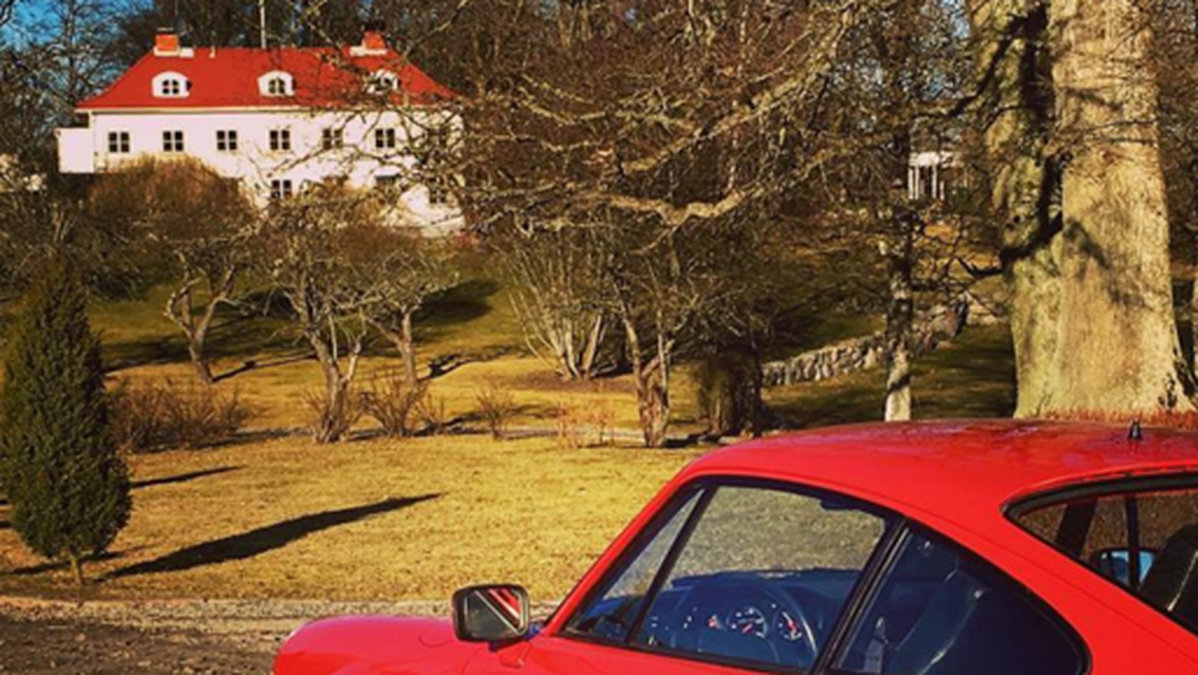 Det här huset visade Persbrandt upp på sin Instagram. Är det hans nya drömkåk?