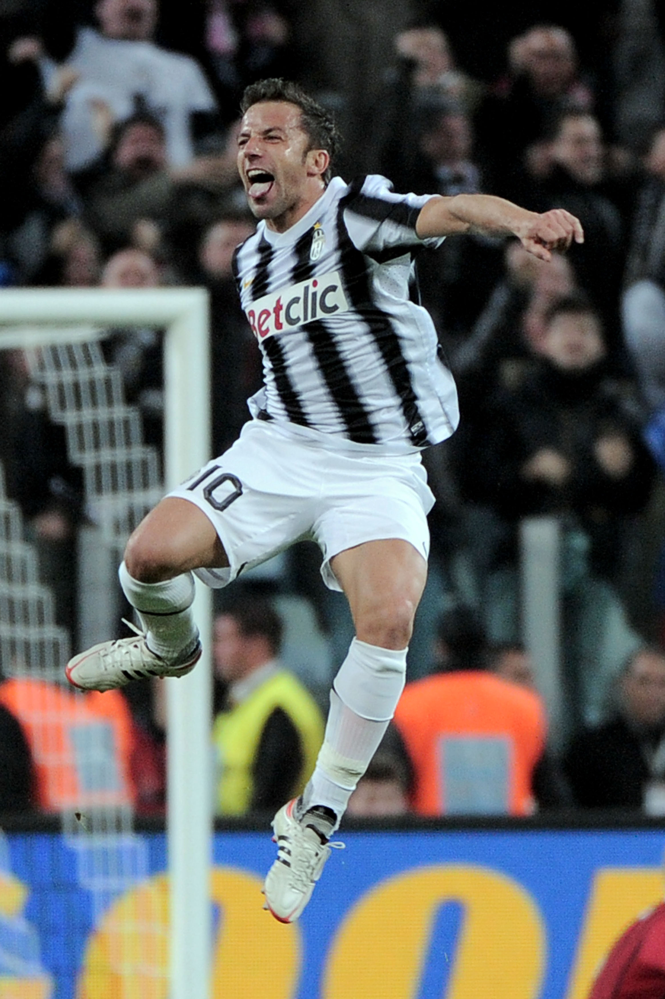 Gammal är äldst visade Alessandro Del Piero och sänkte Inter med sitt 2-0 mål.