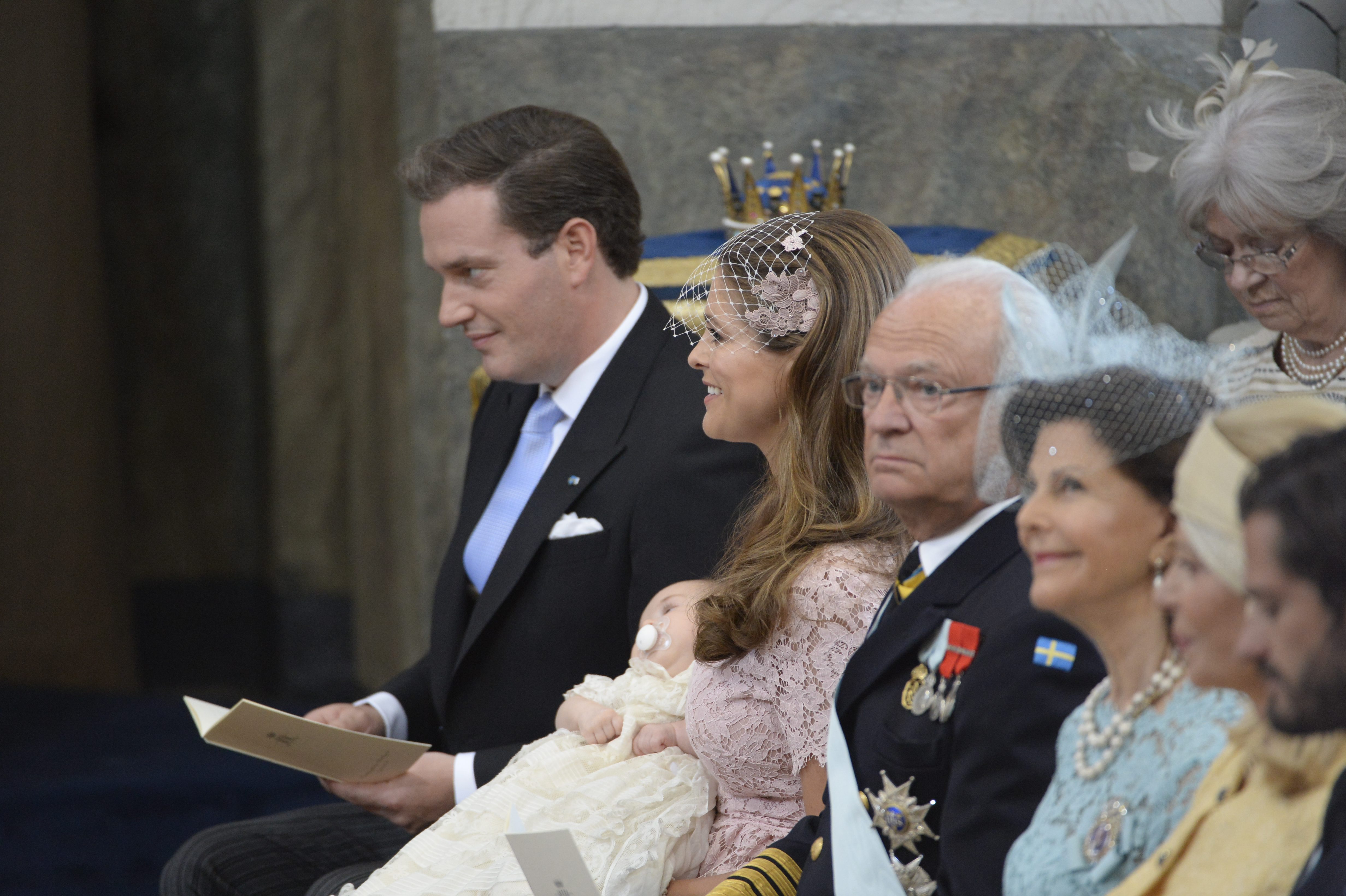 Christopher O'Neill, prinsessan Madeleine och prinsessan Leonore, kung Carl Gustav och drottning Silvia. Christopher O'Neill, prinsessan Madeleine och prinsessan Leonore, kung Carl Gustav och drottning Silvia.