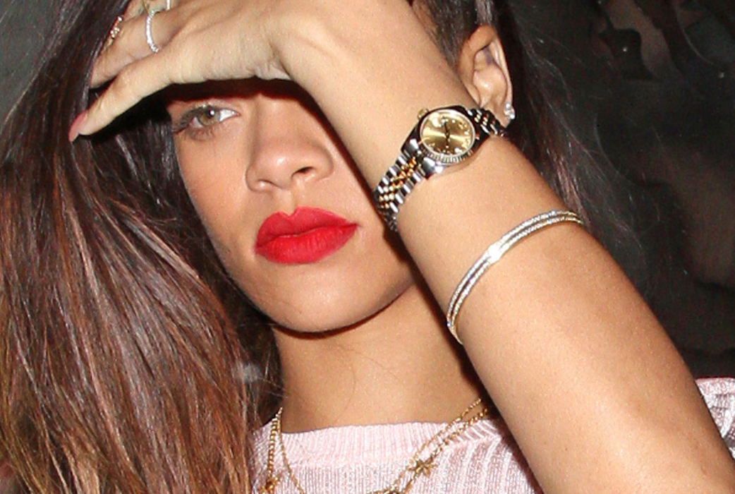 Rihanna använde sig av Twitter för att ge igen. – Mitt fel Ci, glömde jag att dricksa dig eller? Vad hemskt av mig...Är du gangsta eller? Ha, skrev Rihanna. Därefter följde ett gäng elaka tweets mellan tjejerna tills Rihanna valde att säga förlåt. Ciara accepterade ursäkten. Rihanna använde sig av Twitter för att ge igen. – Mitt fel Ci, glömde jag att dricksa dig eller? Vad hemskt av mig...Är du gangsta eller? Ha, skrev Rihanna. Därefter följde ett gäng elaka tweets mellan tjejerna tills Rihanna valde att säga förlåt. Ciara accepterade ursäkten.