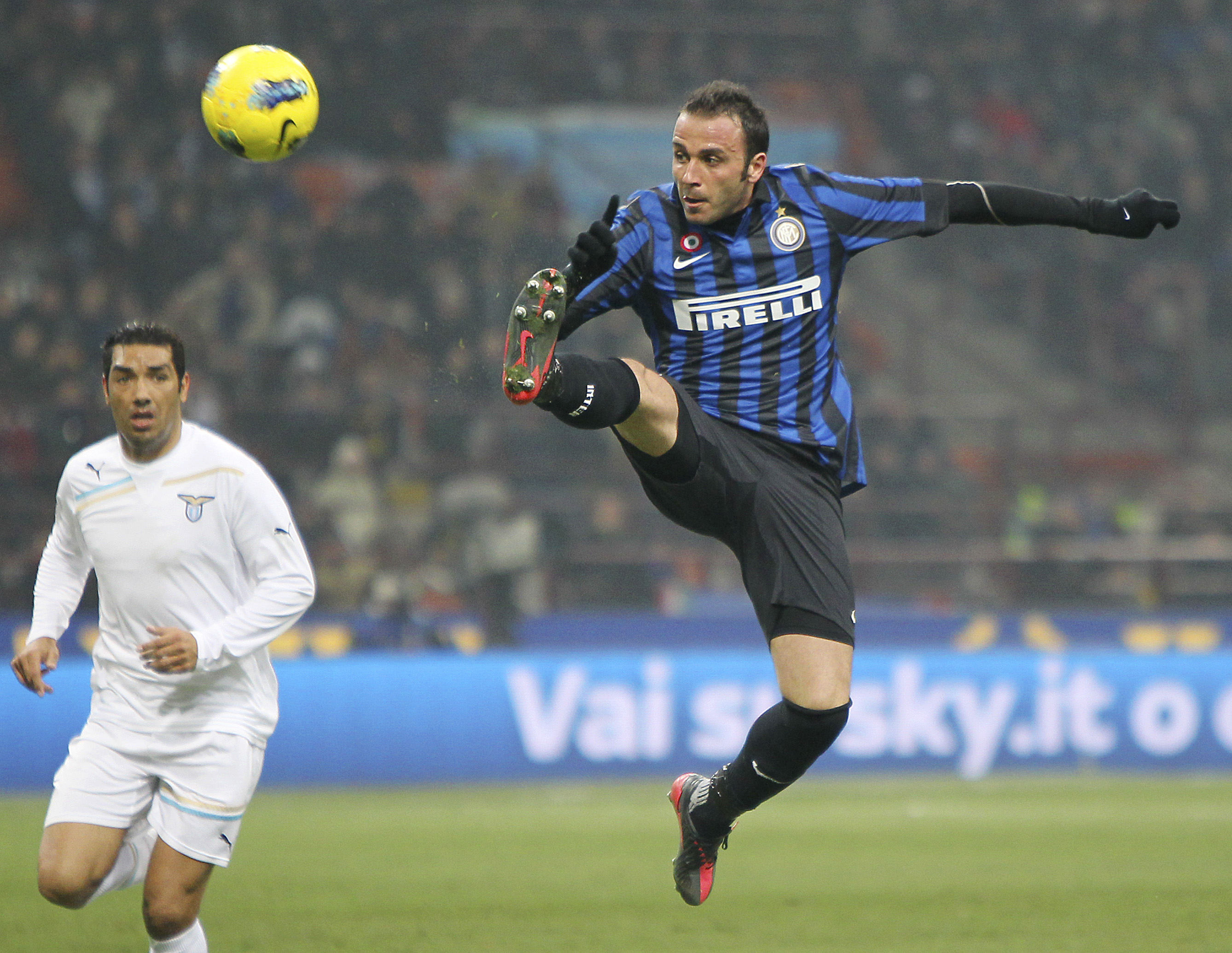 Giampaolo Pazzini såg till att Inter tog sjätte raka segern. 