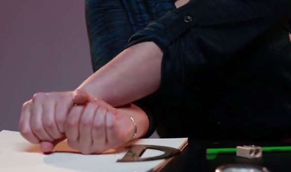 En... bred? En... bred?