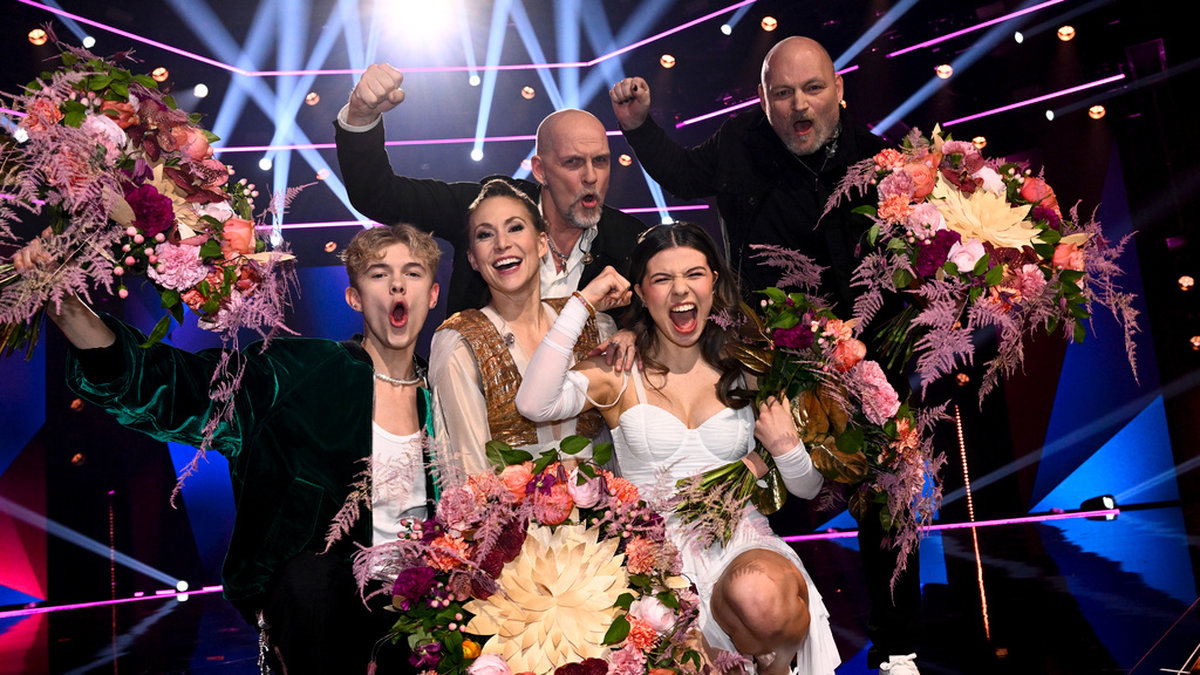 Theoz, Mariette, Nordman och Kiana går vidare till finalen efter lördagens Melodifestivalsemifinal i Örnsköldsvik