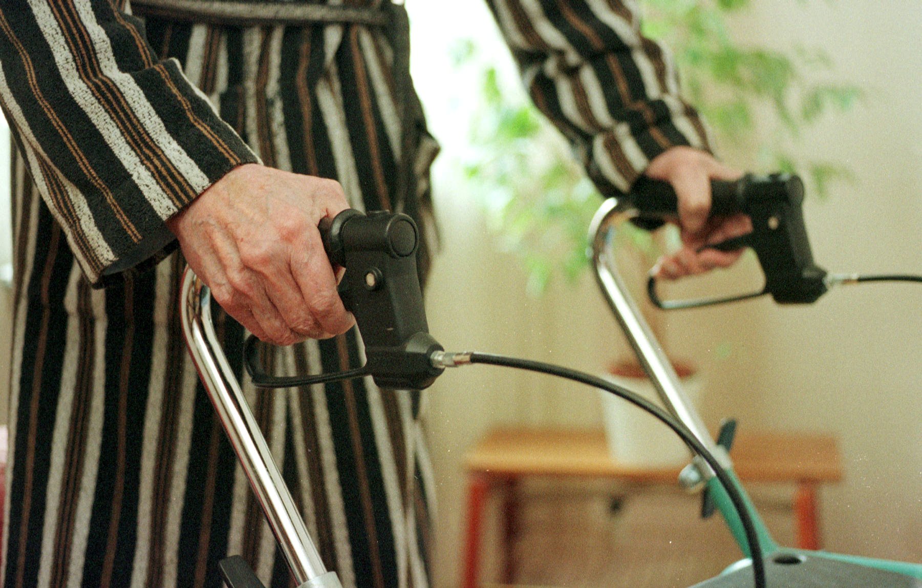 Malmö stad har gång på gång gett avslag till mannen, som nu bor på ett gruppboende för dementa.