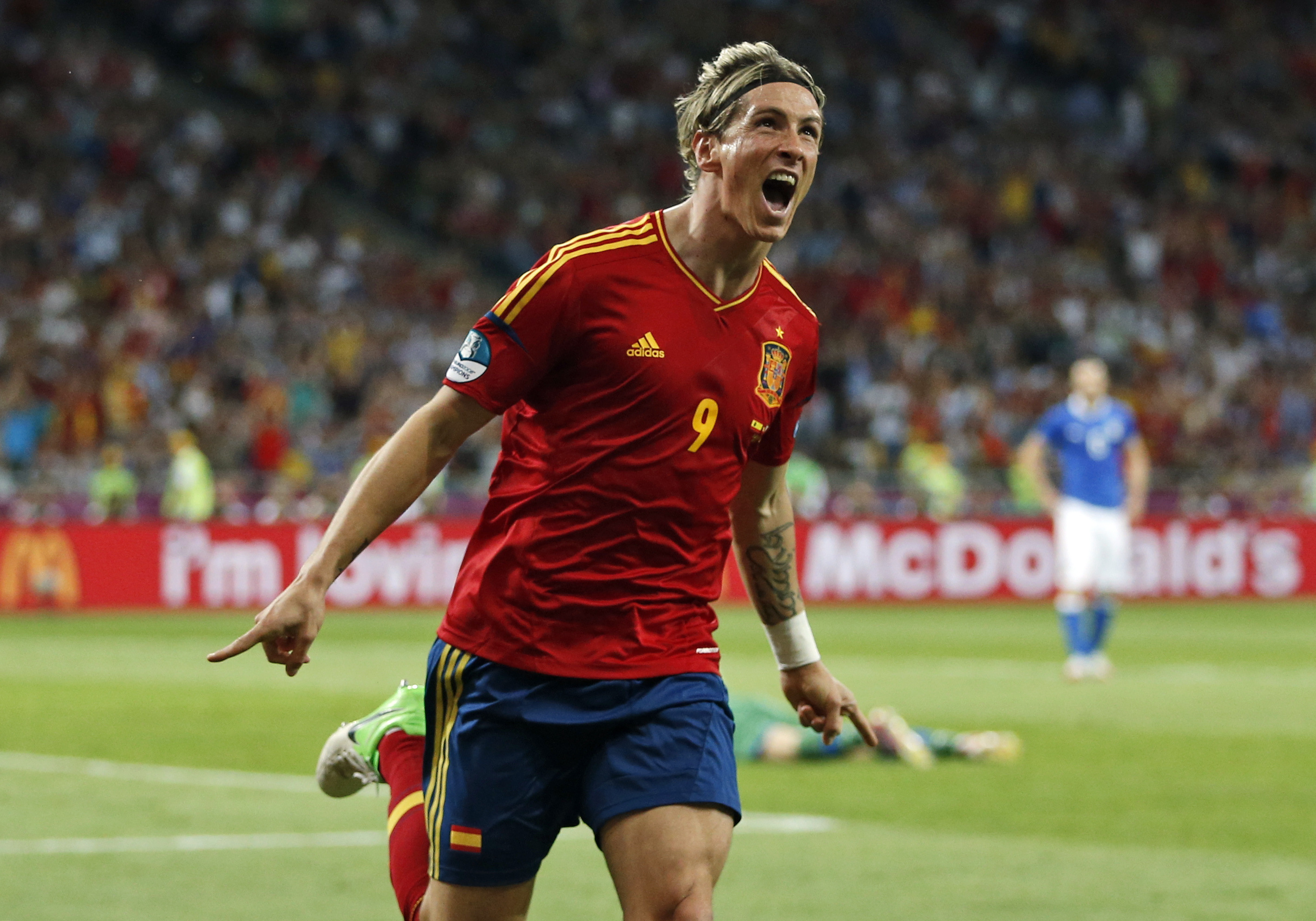 Torres vann därmed skytteliga med fem andra spelare i EM.