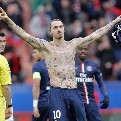Så här såg det ut när Zlatan firade sitt mål för Paris Saint Germain när de mötte Caen i Paris.