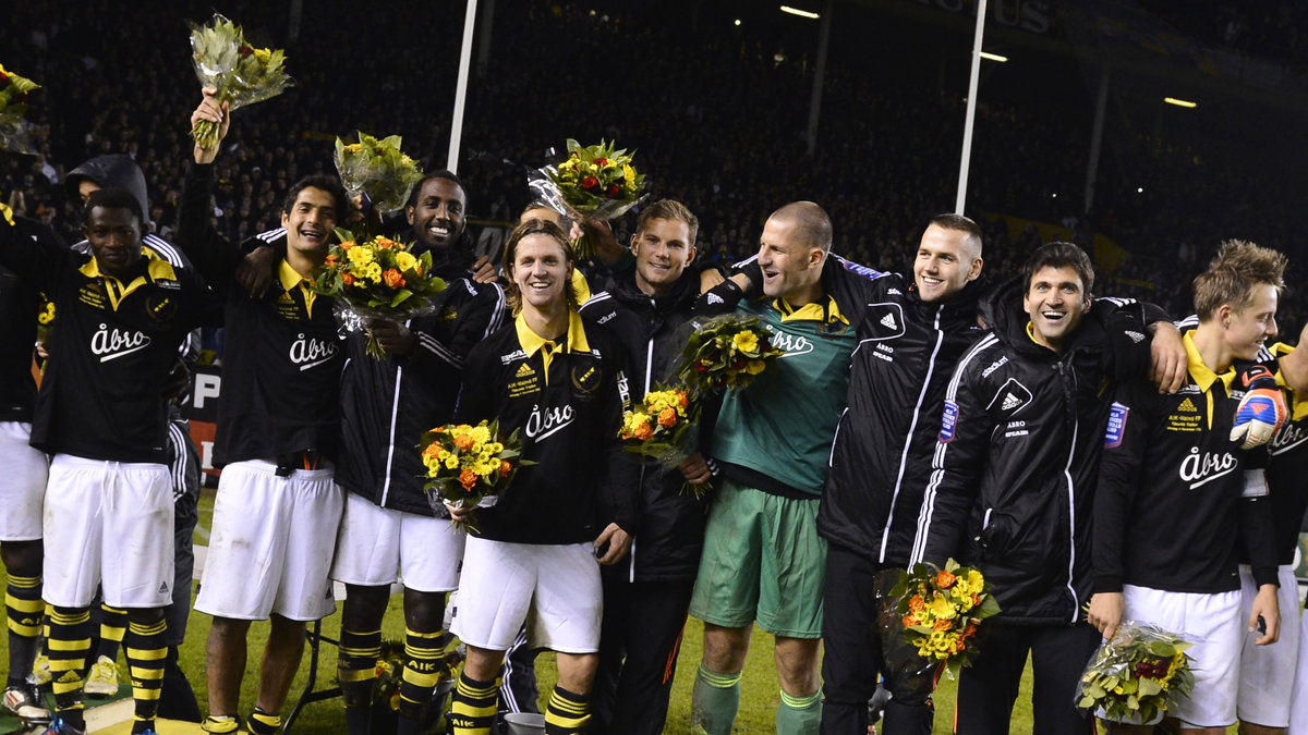 AIK betalar ut nästan 14 miljoner kronor i lön till sina spelare – det är 63 miljoner bakom Zlatans lön.