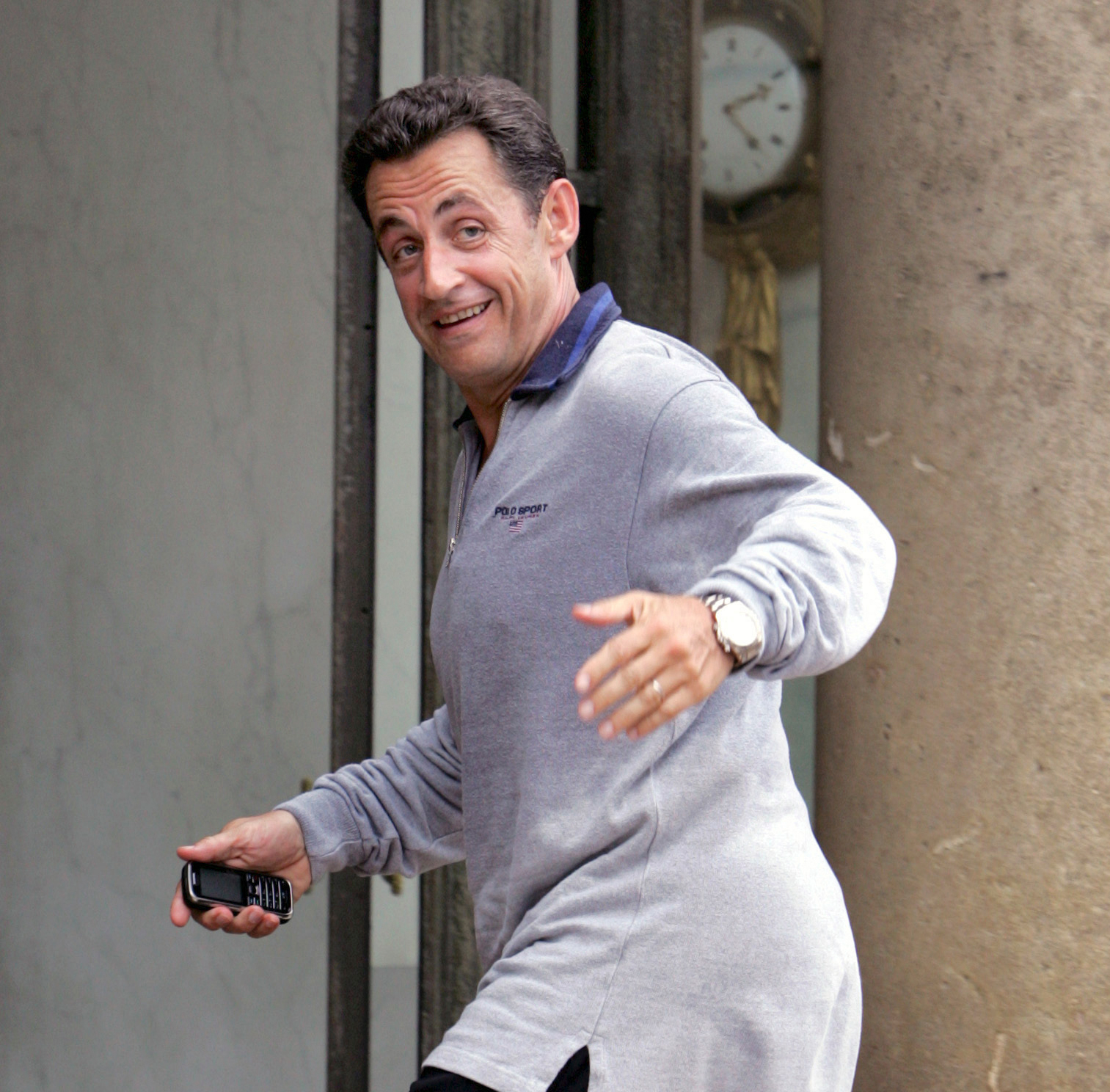 Frankrikes president Nicolas Sarkozy träningskläder var inte mycket att hänga i granen.