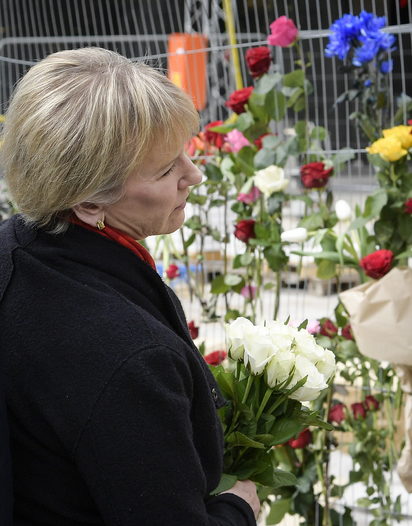 Utrikesminister Wallström Dagen efter terrordådet