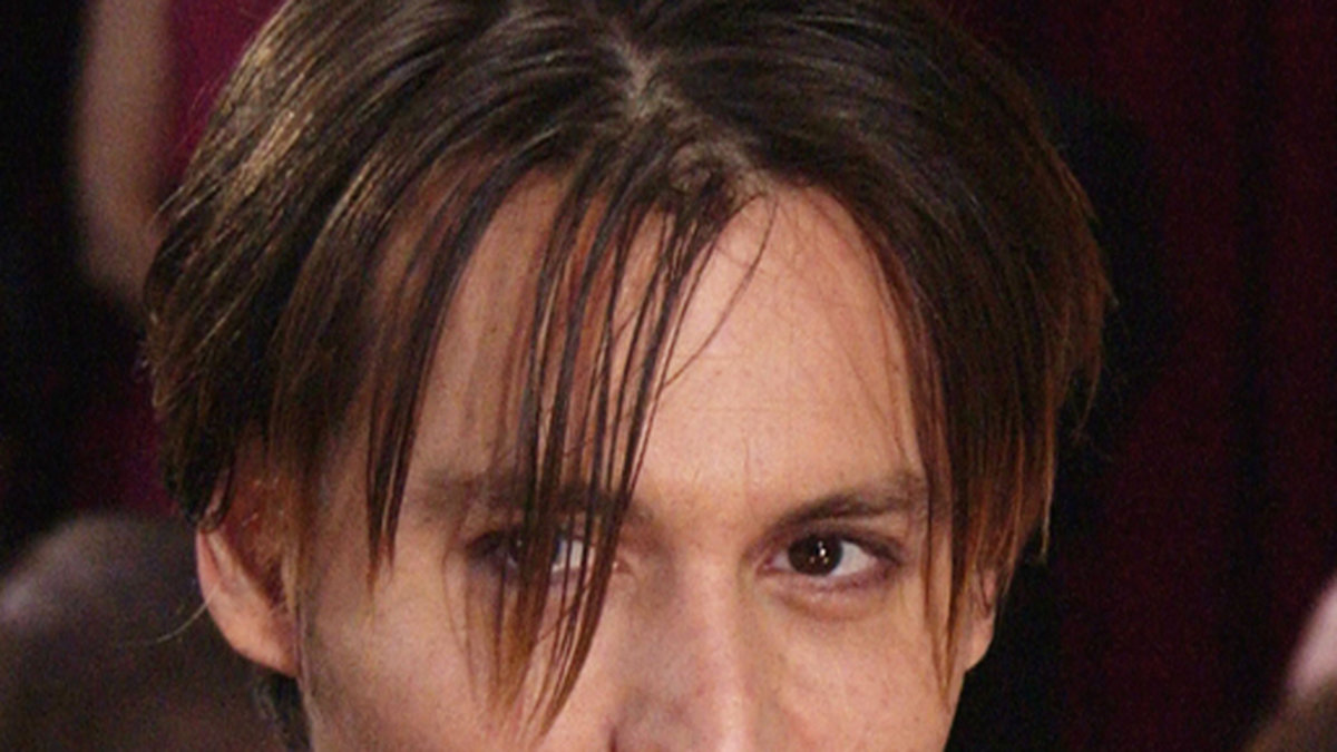 År 2004 såg Johnny Depp ut så här. 