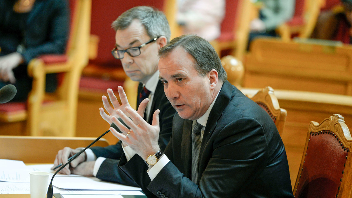 Statsministern hade blivit KU-anmäld på grund av av hur han arrangerat Åsa Romsons post som vice statsminister. 