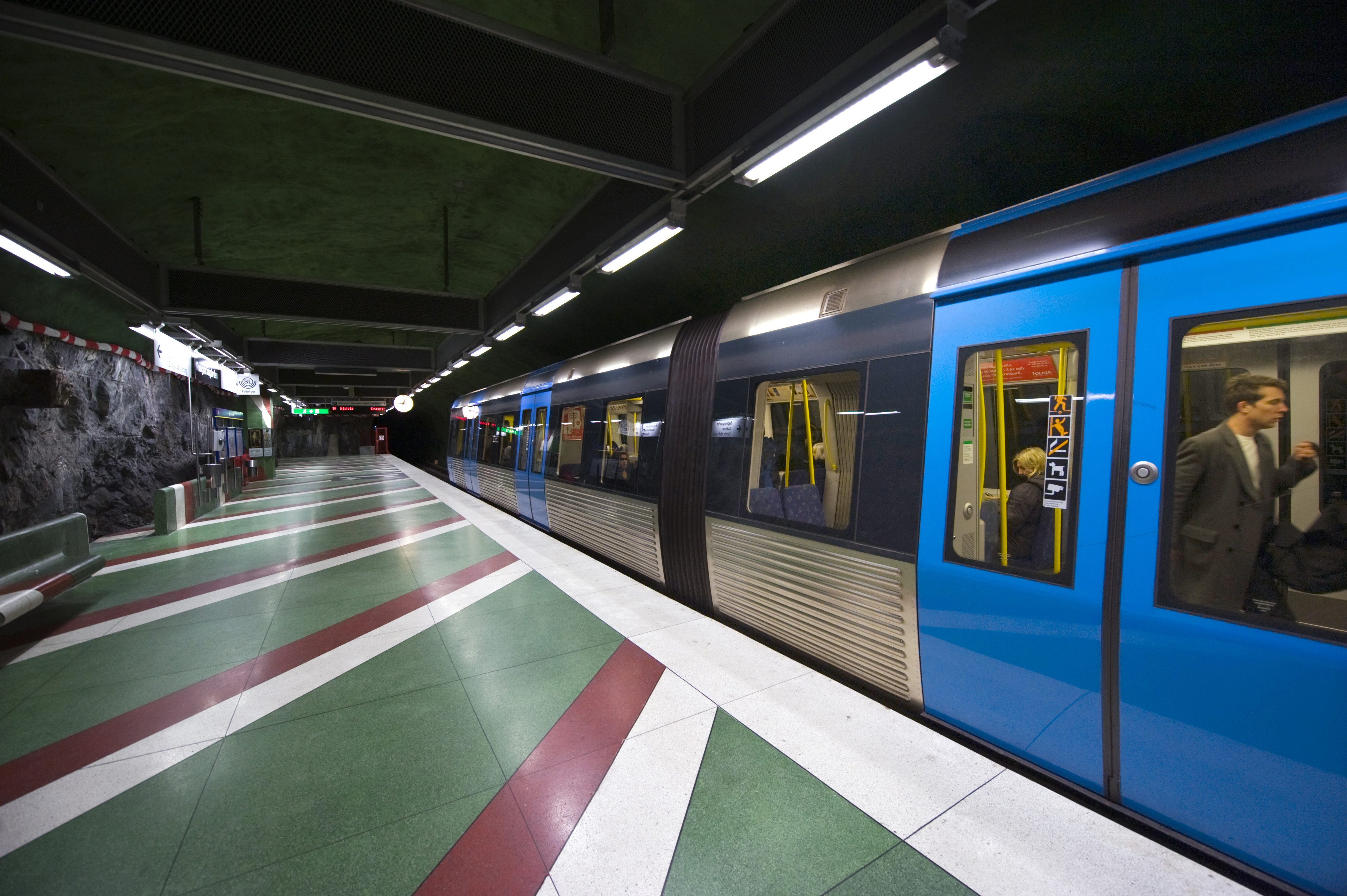 tunnelbana, bombhot, Stockholm, Säpo