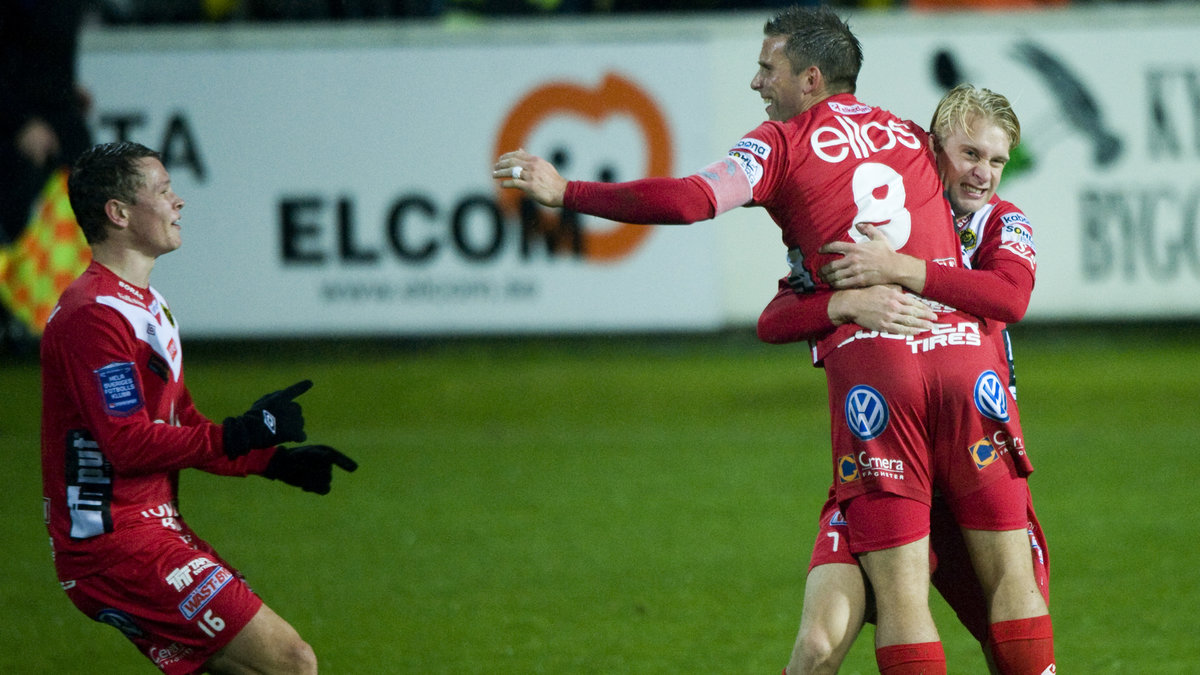 Lagkaptenen Anders Svensson krutade in 2-0-målet i den första halvleken.