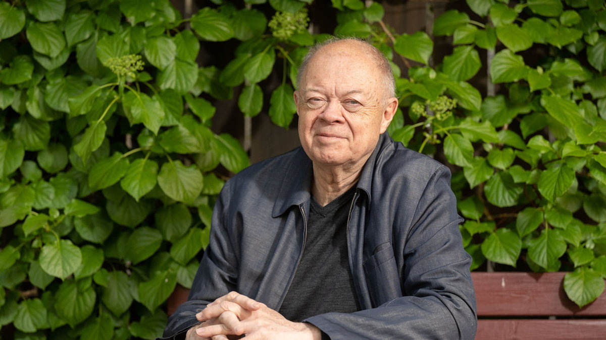 Tomas Lidbom, Frankrikekännare och författare.