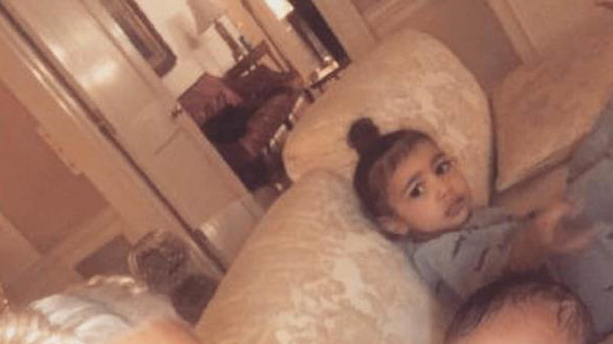 Kim har i dag två barn med sin make Kanye West. 