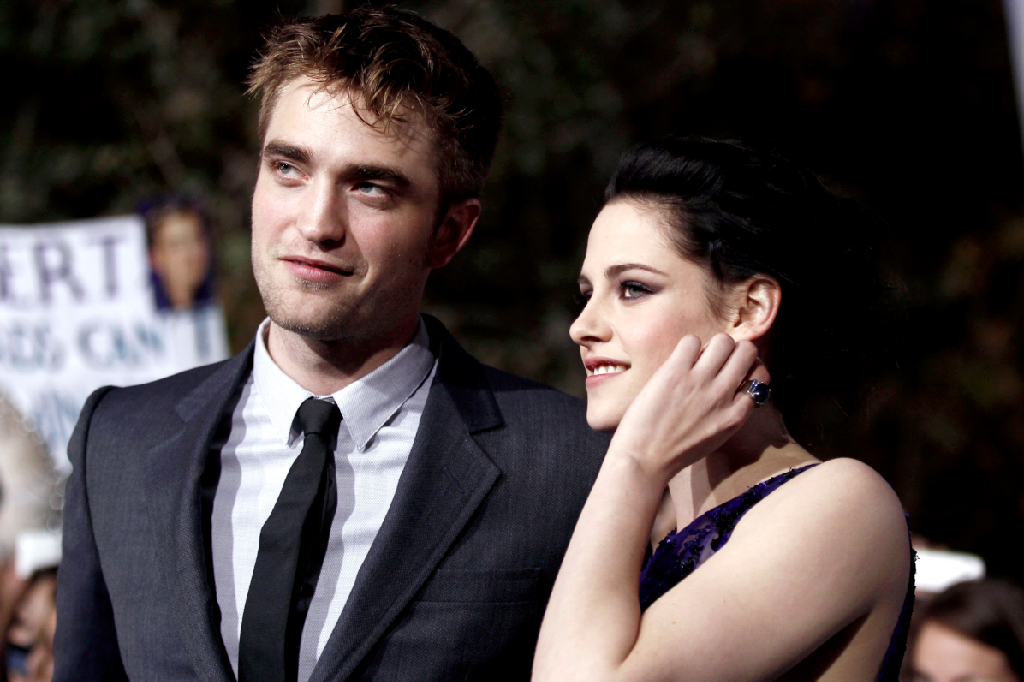 Robert Pattinson med den generösa flickvännen Kristen Stewart.