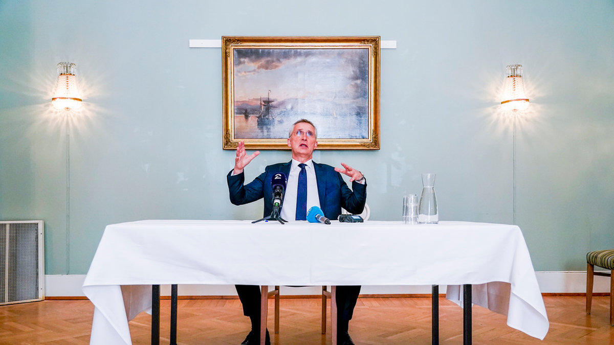 Natos generalsekreterare Jens Stoltenberg håller i Natos informella utrikesministermöte på sin egen hemmaplan, i Oslo.