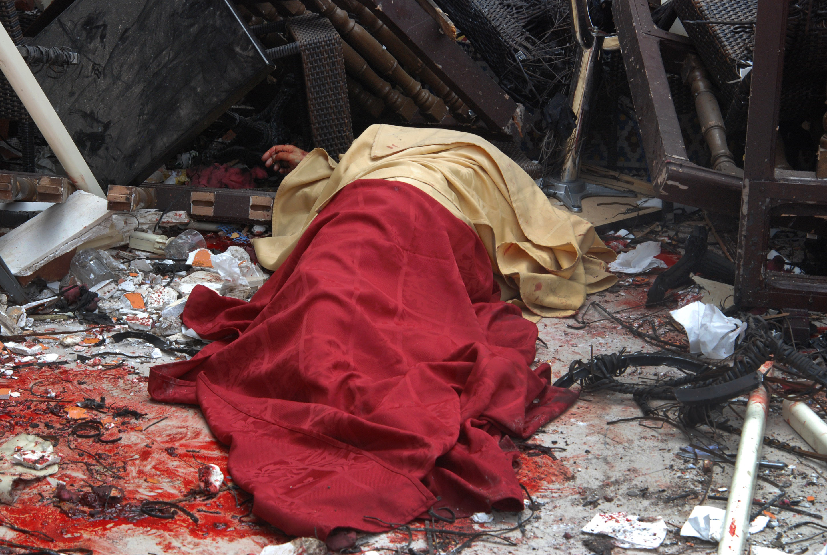 Ett av offren för explosionen i Marrakech.