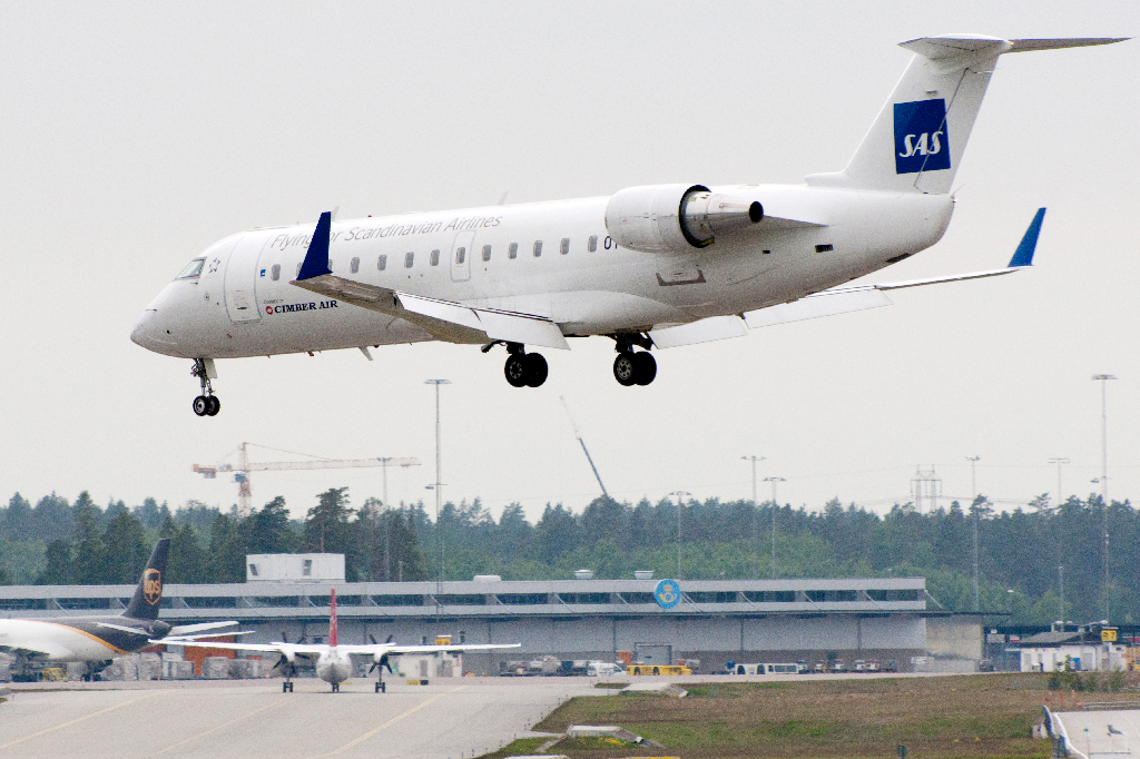 8. Flygplan. Fredagen den 13:e är inte flygbolagens favoritdag. Flera olyckor har skett just fredagen den 13:e som bland annat den ökända flygplanskraschen i Anderna fredagen den 13:e oktober 1972, och olyckan i Buffalo den 13 februari 2009 där 49 människ 8. Flygplan. Fredagen den 13:e är inte flygbolagens favoritdag. Flera olyckor har skett just fredagen den 13:e som bland annat den ökända flygplanskraschen i Anderna fredagen den 13:e oktober 1972, och olyckan i Buffalo den 13 februari 2009 där 49 människ