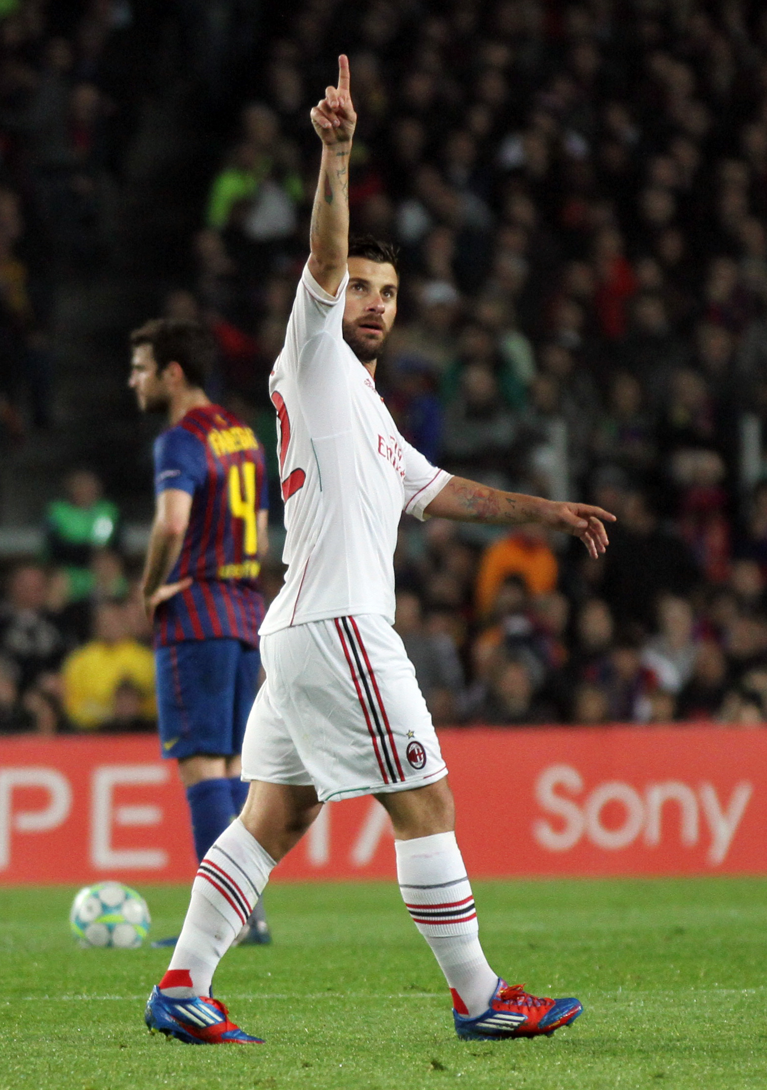 Antonio Nocerino kvitterade Barcelonas 1-0 ledning på Camp Nou... Antonio Nocerino kvitterade Barcelonas 1-0 ledning på Camp Nou...