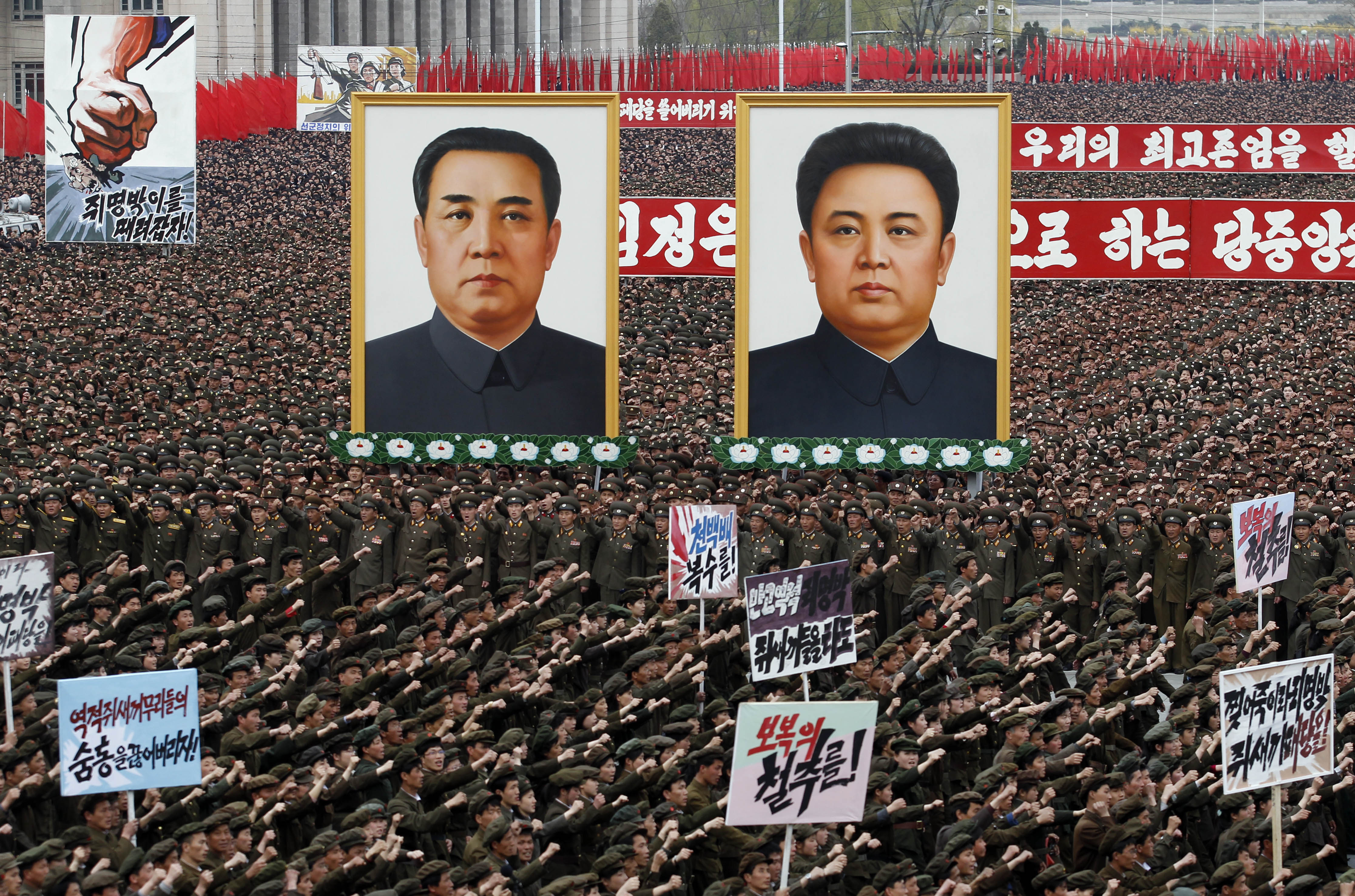 Nordkorea firade nyligen sina två avlidna, tidigare ledare Kim Il-Sung och Kim Jong-Il.