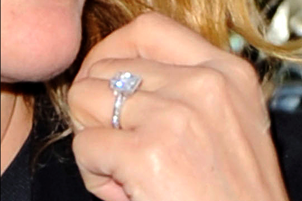 Drew Barrymore fann äntligen kärleken - och på köpet kom några miljoner att trä på fingret.