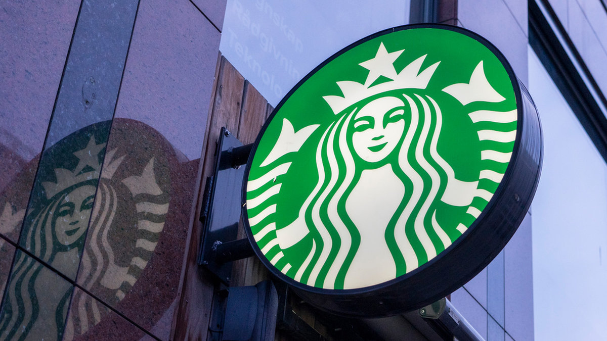 Kafékedjan Starbucks lämnar Ryssland helt och hållet. Arkivbild