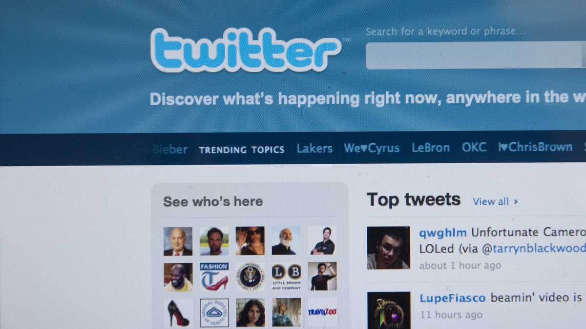 Även Twitterkonton drabbades av intrånget.