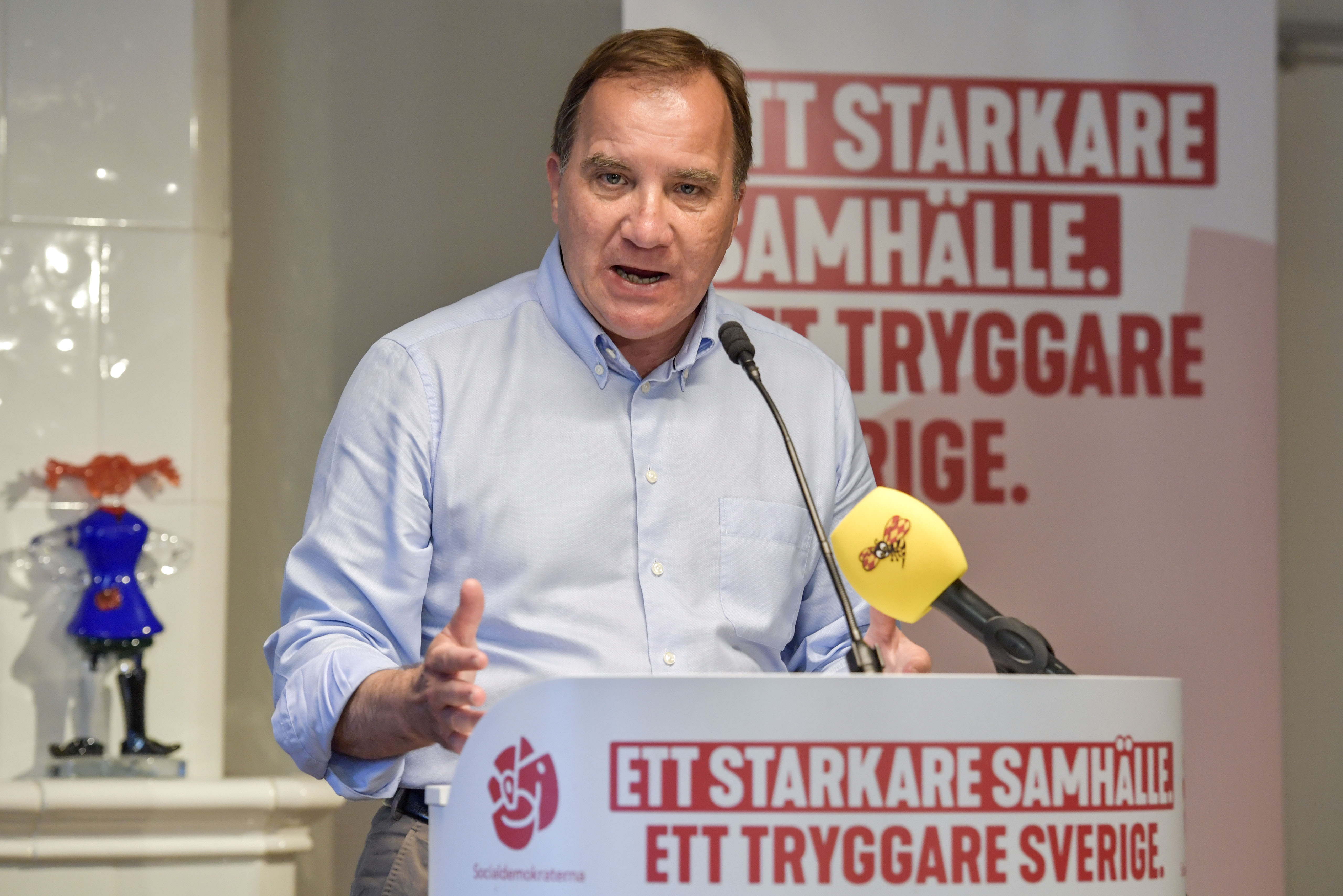 Stefan Löfven håller tal. Stefan Löfven håller tal.